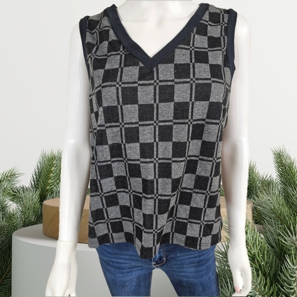 B-Wear Sleeveless V-Neck Sweater Vest Size XL - Picture 4 of 11
